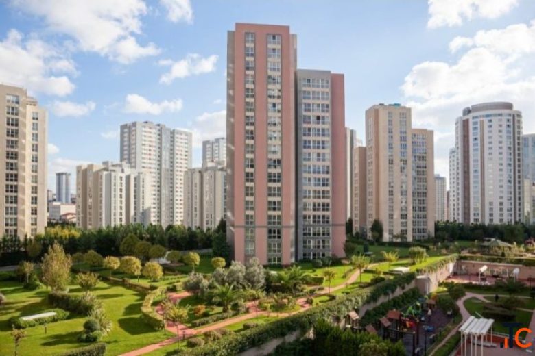 What Are the Best Investment Opportunities in Gurgaon in 2026