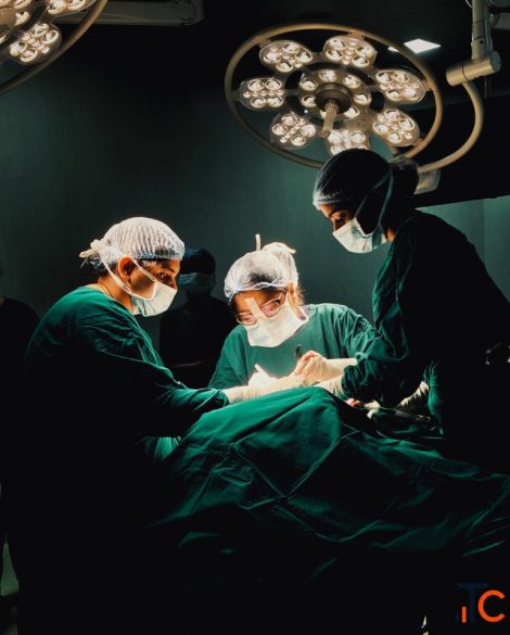 Dr. Priyanka Singh - Breast and Endocrine surgeon