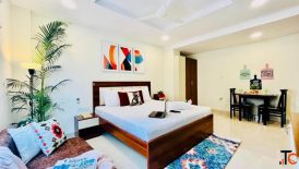 Who can consider Vihaan Grandeur Noida Extension