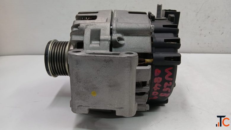 MERCEDES BENZ W253 GLC43AMG 2017 ALTERNATOR GENERATOR 200A A0009068706
