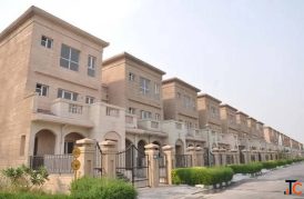 What amenities are available at Jaypee Greens Wish Town Kallisto Town Homes