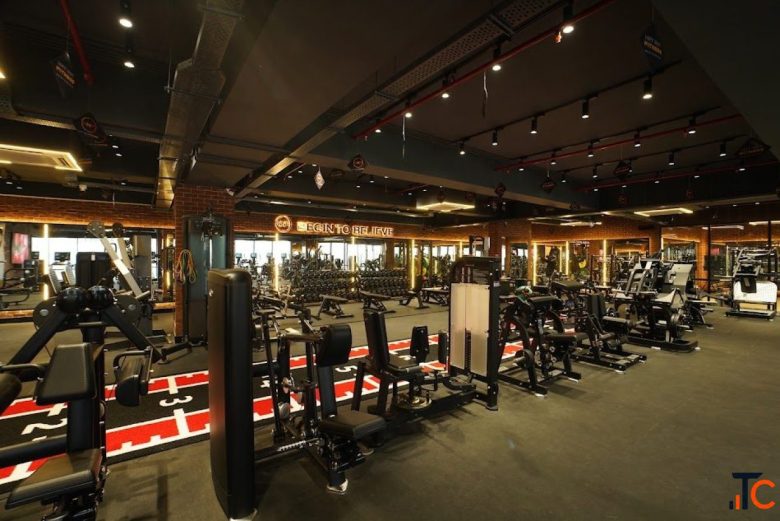 Best Gym in Santacruz West for Strength Weight Loss Personal Training - Why Not Fitness