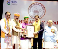 Dr. Sandeep Marwah Conferred with Prestigious "Delhi Gaurav Award" at Pradhan Mantri Sangr