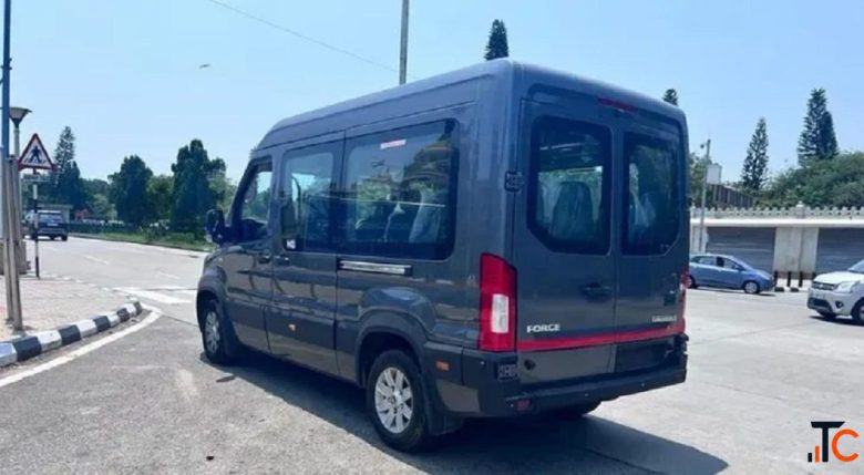 16 Seater Tempo Traveller Booking in Delhi
